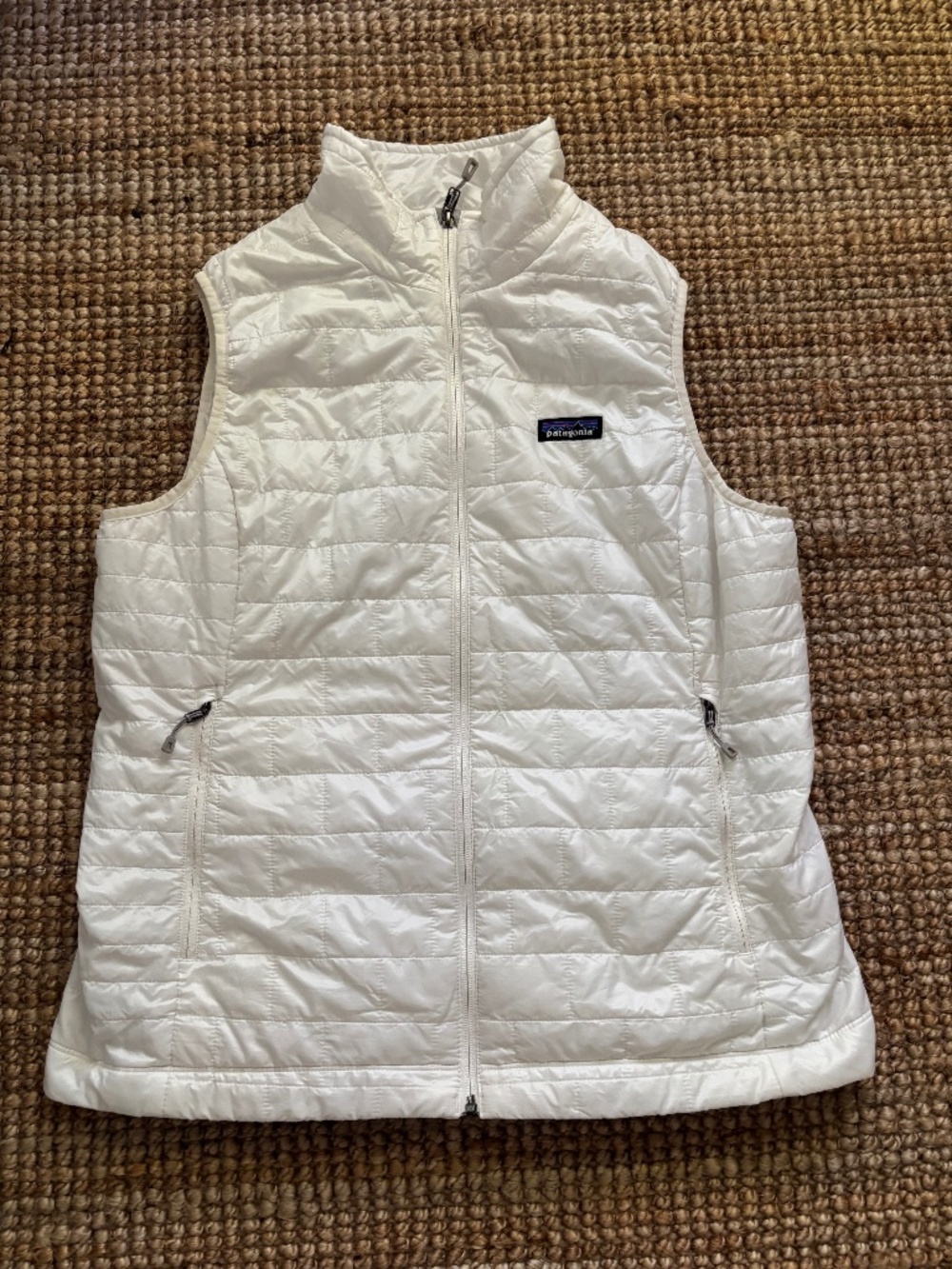 Patagonia Women's Birch White Nano Puff Vest Size XL